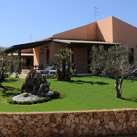 Holiday Home Nicola Santoro Custonaci Exterior foto