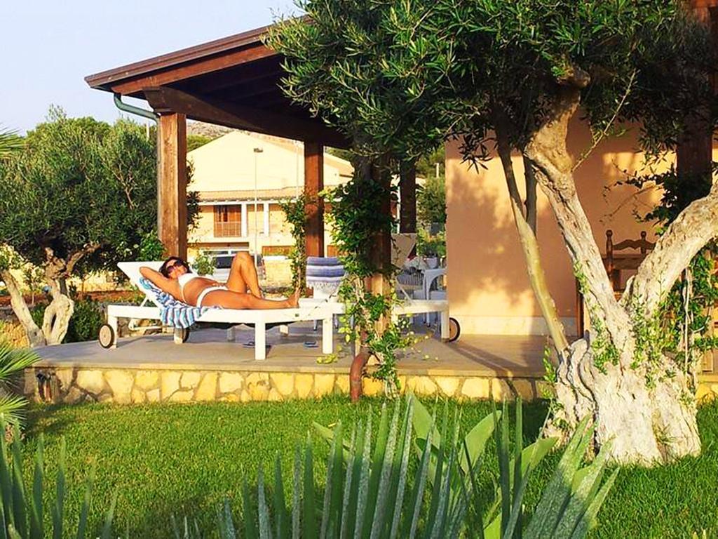 Holiday Home Nicola Santoro Custonaci Exterior foto