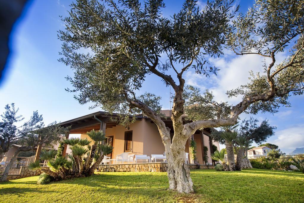 Holiday Home Nicola Santoro Custonaci Exterior foto